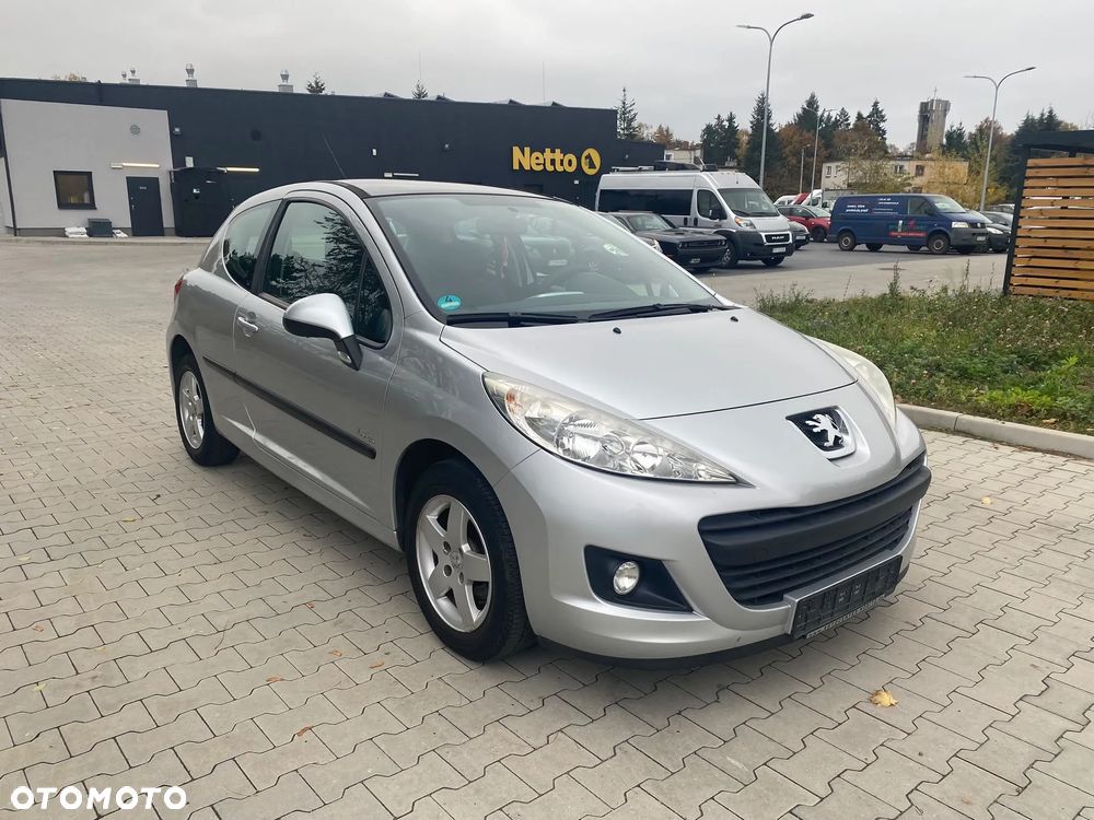 Peugeot 207 - 6