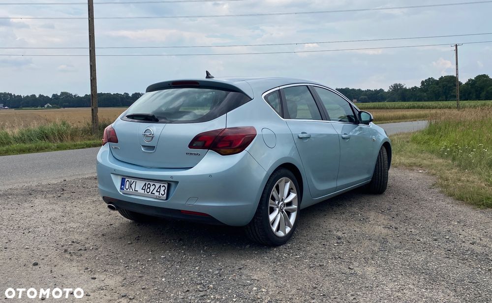 Opel Astra 1.6 T 111 - 4