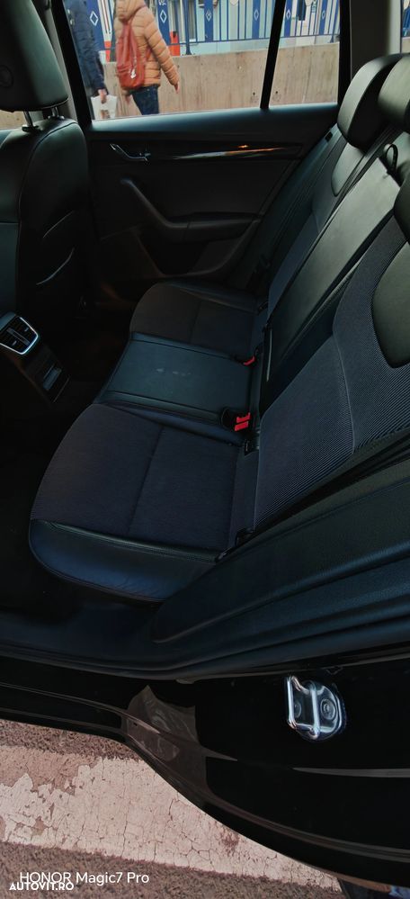 Skoda Octavia 1.6 TDI DSG Ambition - 22