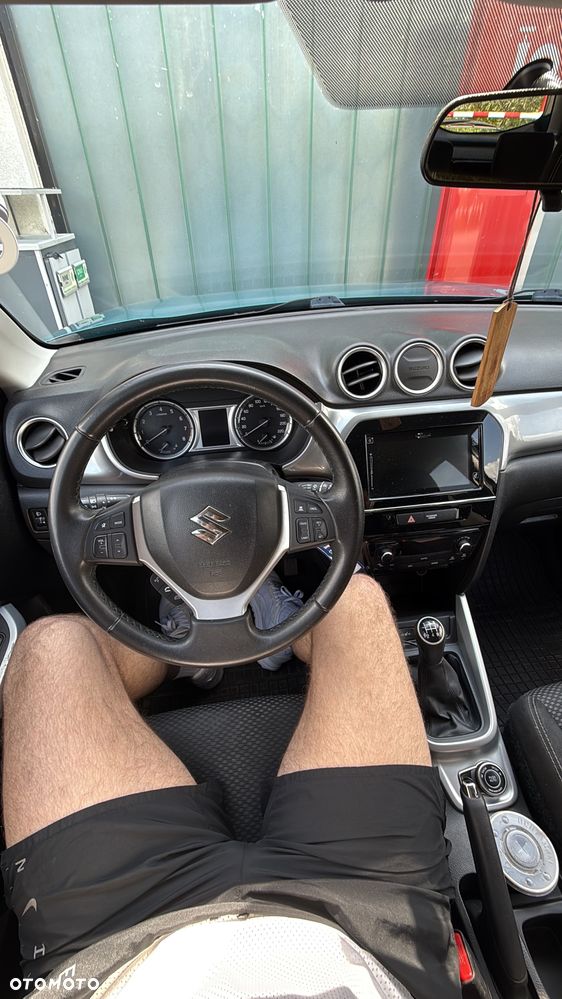 Suzuki Vitara 1.6 Comfort 4WD - 17