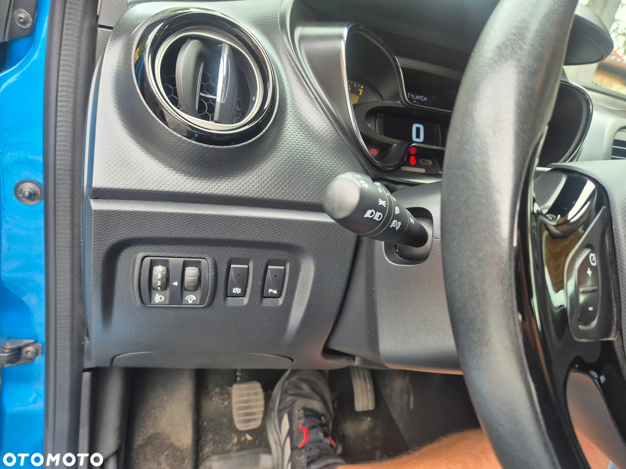 Renault Captur - 13