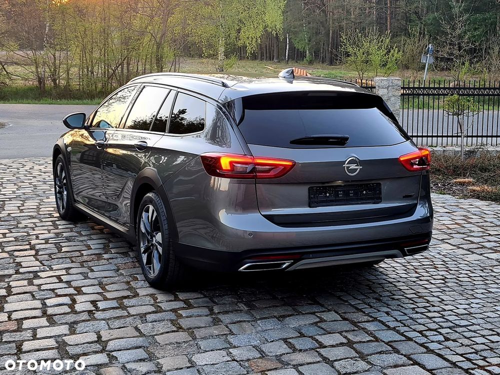 Opel Insignia 2.0 CDTI 4x4 Exclusive S&S - 3