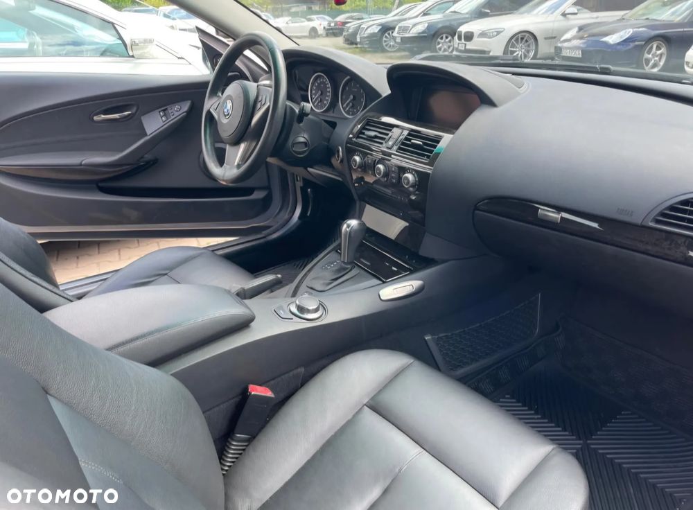 BMW Seria 6 650 i - 8