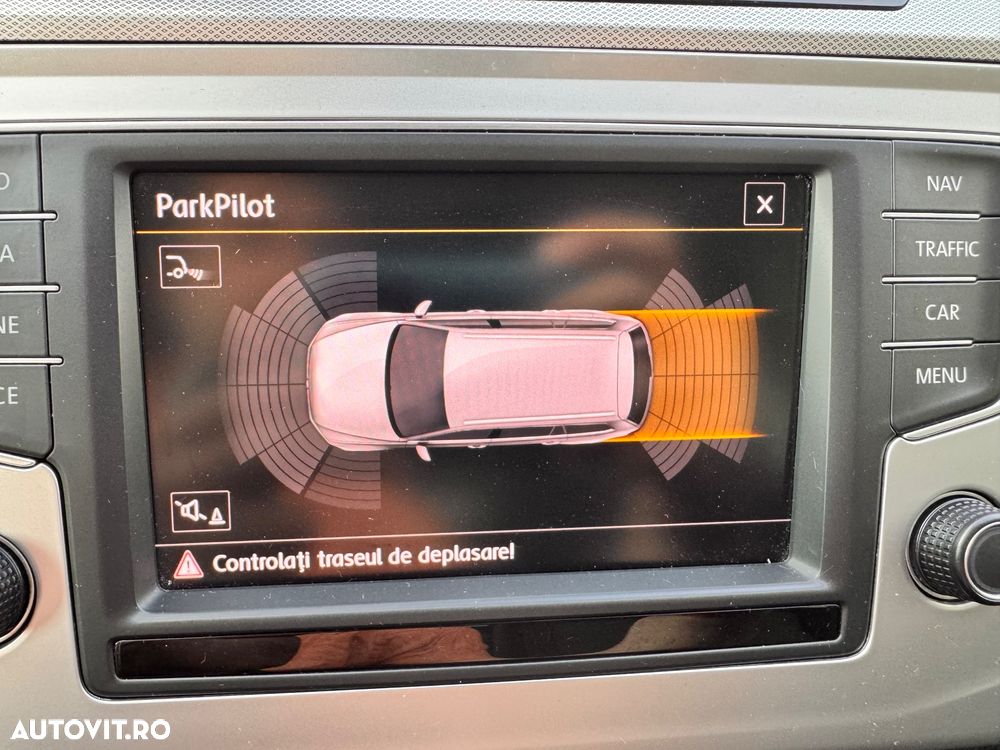 Volkswagen Passat 1.6 TDI (BlueMotion Technology) DSG Comfortline - 19