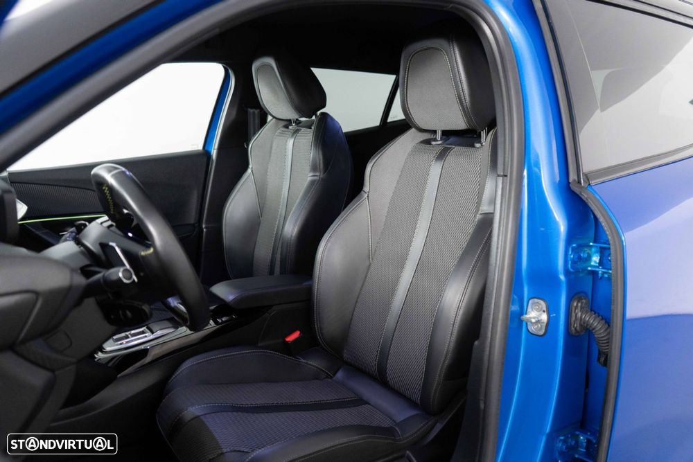 Peugeot 2008 1.2 PureTech GT EAT8 - 10