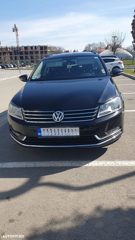 Volkswagen Passat - 4