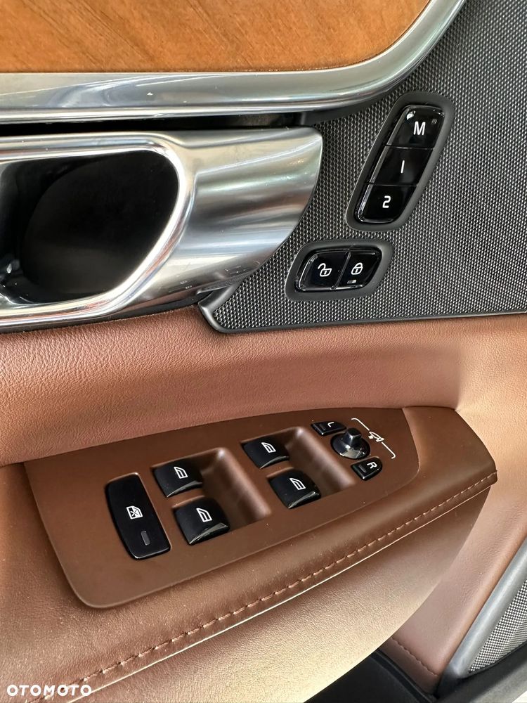 Volvo S90 D5 AWD Inscription - 30
