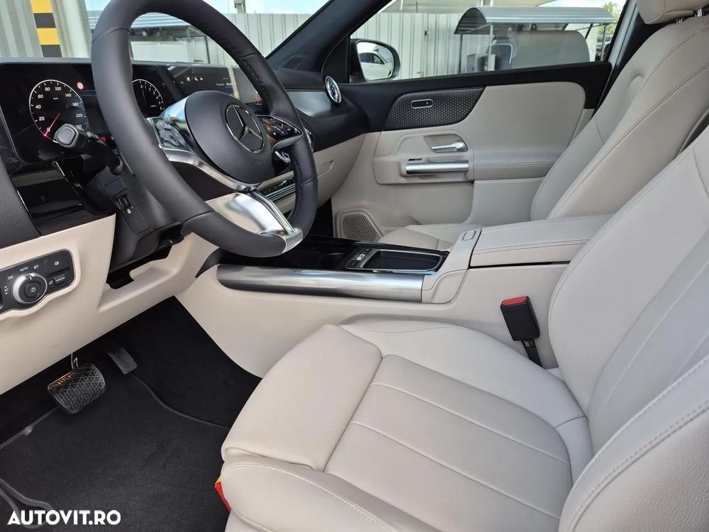 Mercedes-Benz GLA 250 e - 9