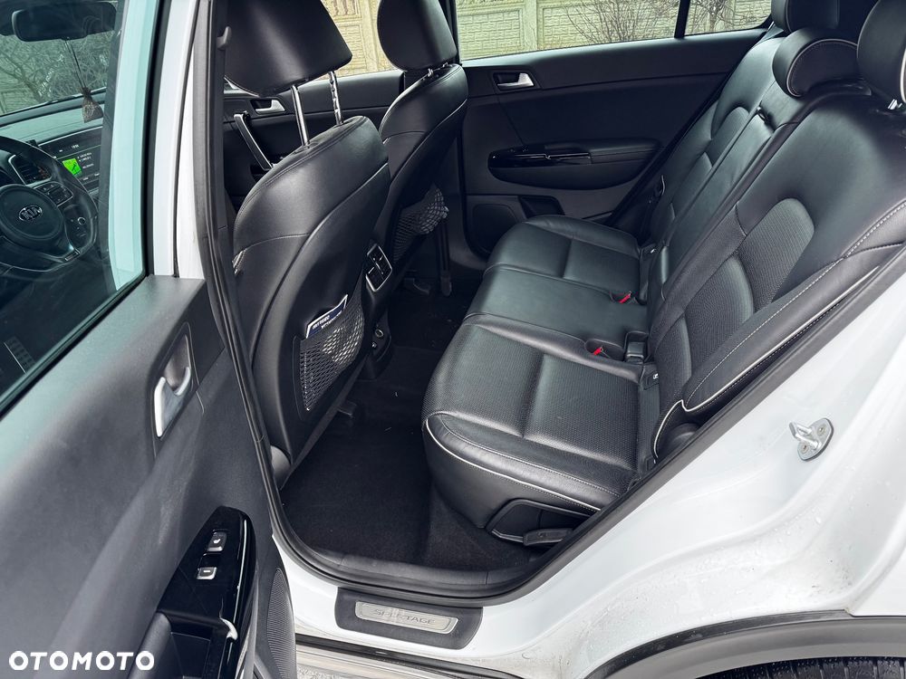 Kia Sportage 1.6 T-GDI AWD DCT GT LINE - 8