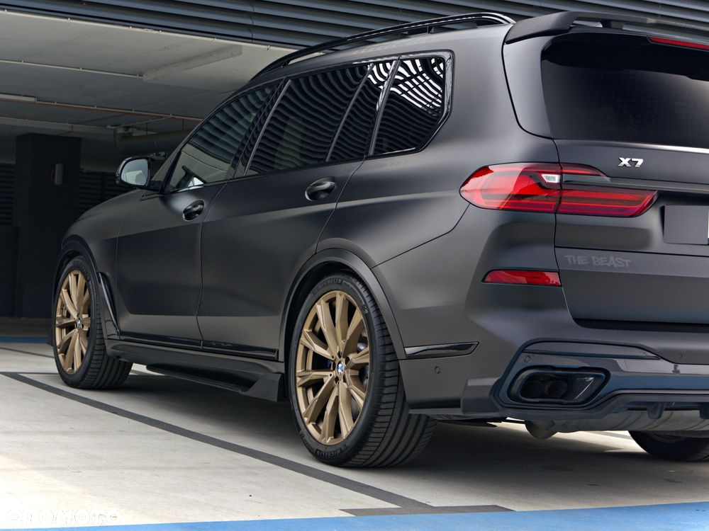 BMW X7 M50i sport - 11