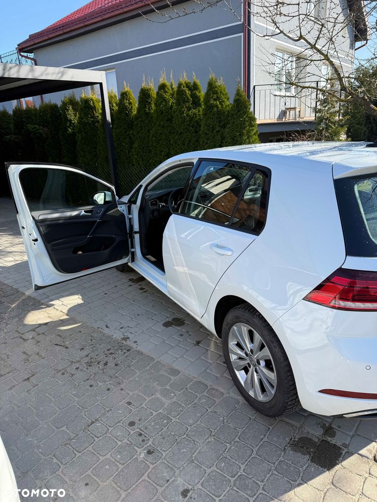 Volkswagen Golf 1.0 TSI Comfortline DSG - 2