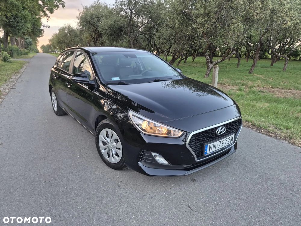 Hyundai i30 1.4 Classic + - 26