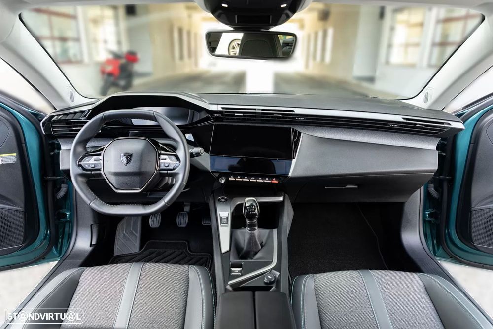 Peugeot 308 SW PureTech 130 Allure — fotografia 10