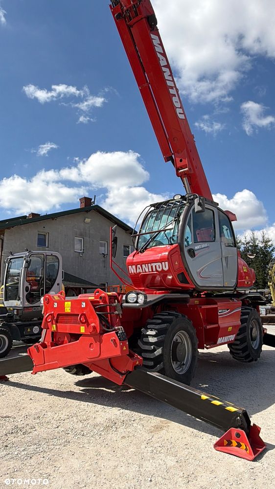 Manitou Ładowarka teleskopowa MANITOU ROTO Mrt 2540 + Privilage 360° obrotowa 2150 2550 1840 PILOT sterowania Kosz Widły manitka silnik Mercedes 2015r Wciagarka dźwig 1 właściciel KLIMA serwisowana Merlo - 18
