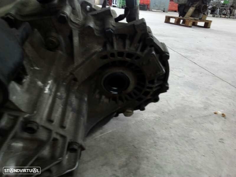 CAIXA VELOCIDADES HYUNDAI COUPE 2002 - 3