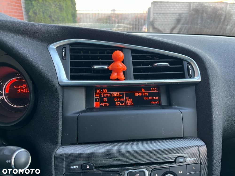 Citroën C4 1.6 VTi SX - 10