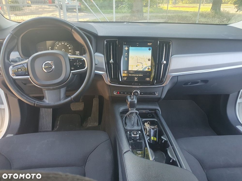 Volvo S90 D4 Momentum - 16