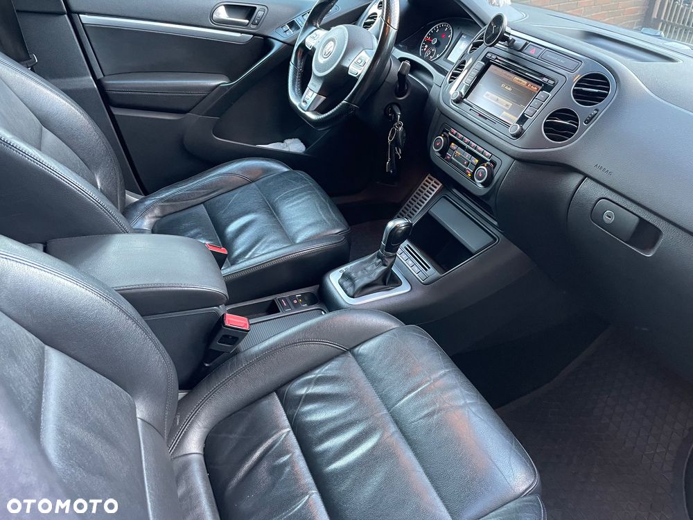 Volkswagen Tiguan 2.0 TDI 4Mot Perfectline R-Style DSG - 25