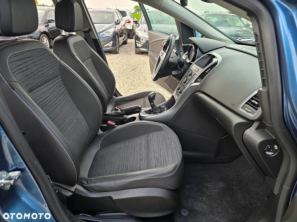 Opel Astra 1.4 Turbo Cosmo - 21