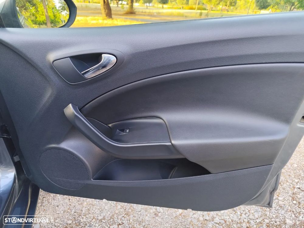 SEAT Ibiza 1.2 TSI FR - 25