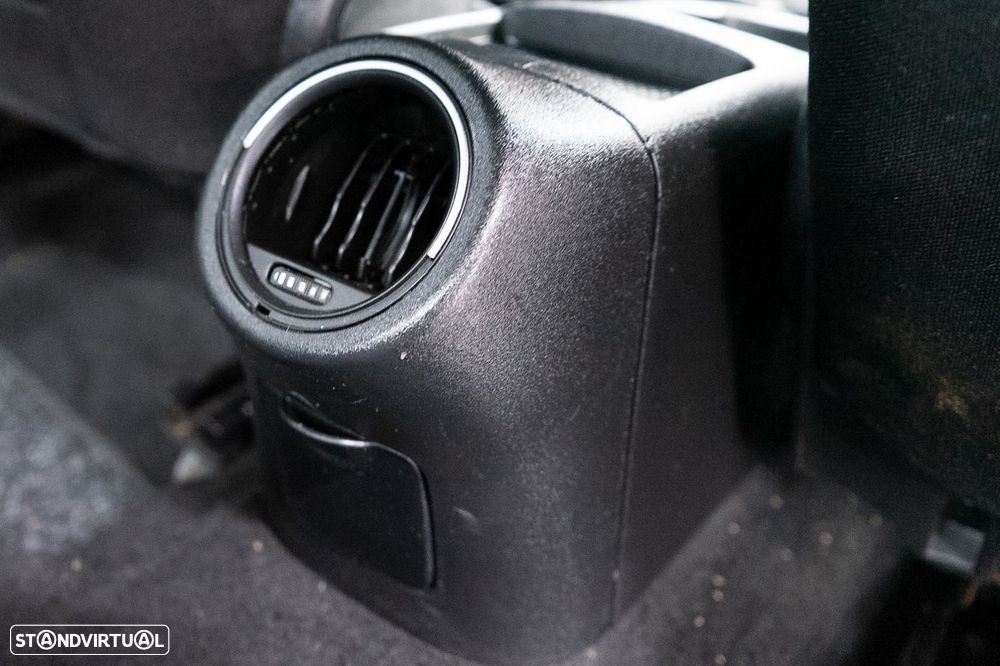Alfa Romeo Giulietta 1.6 JTDM Veloce - 33
