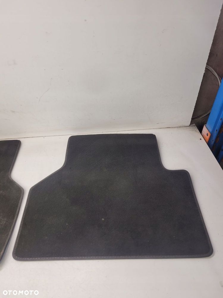 DYWAN DYWANIKI WELUROWE TYŁ AUDI Q3 8U 8U0864450 - 2