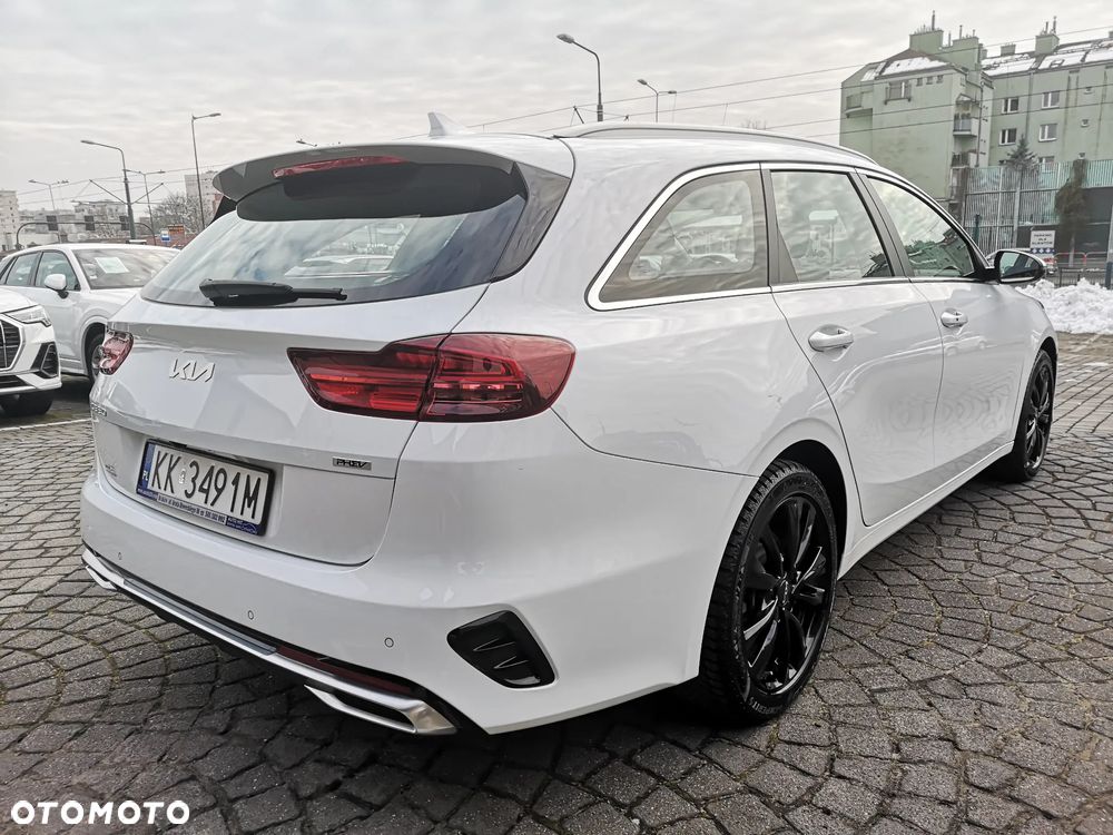 Kia Ceed 1.6 GDI PHEV Business Line DCT - 2