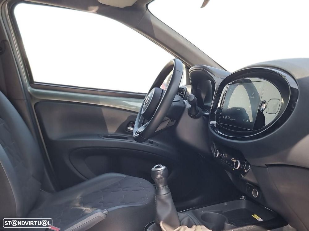 Toyota Aygo X 1.0 Envy - 7