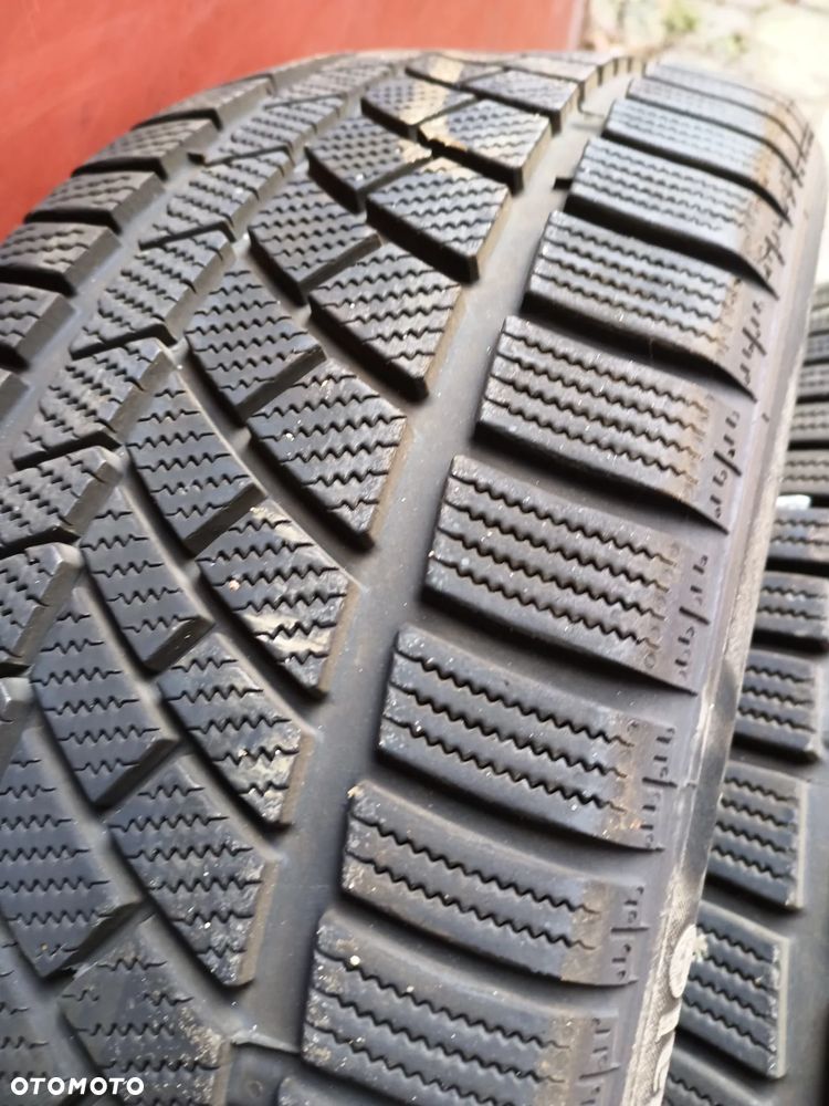 Opony zimowe 235/40r19 Continental TS830 P - 2