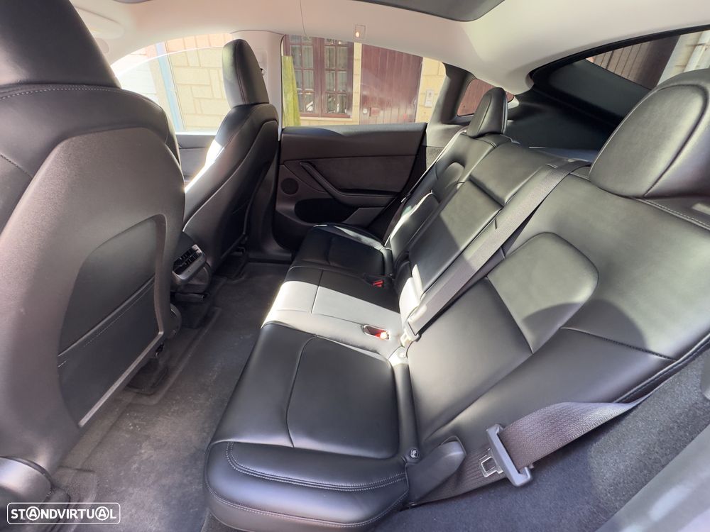 Tesla Model Y Performance Tração Integral - 14