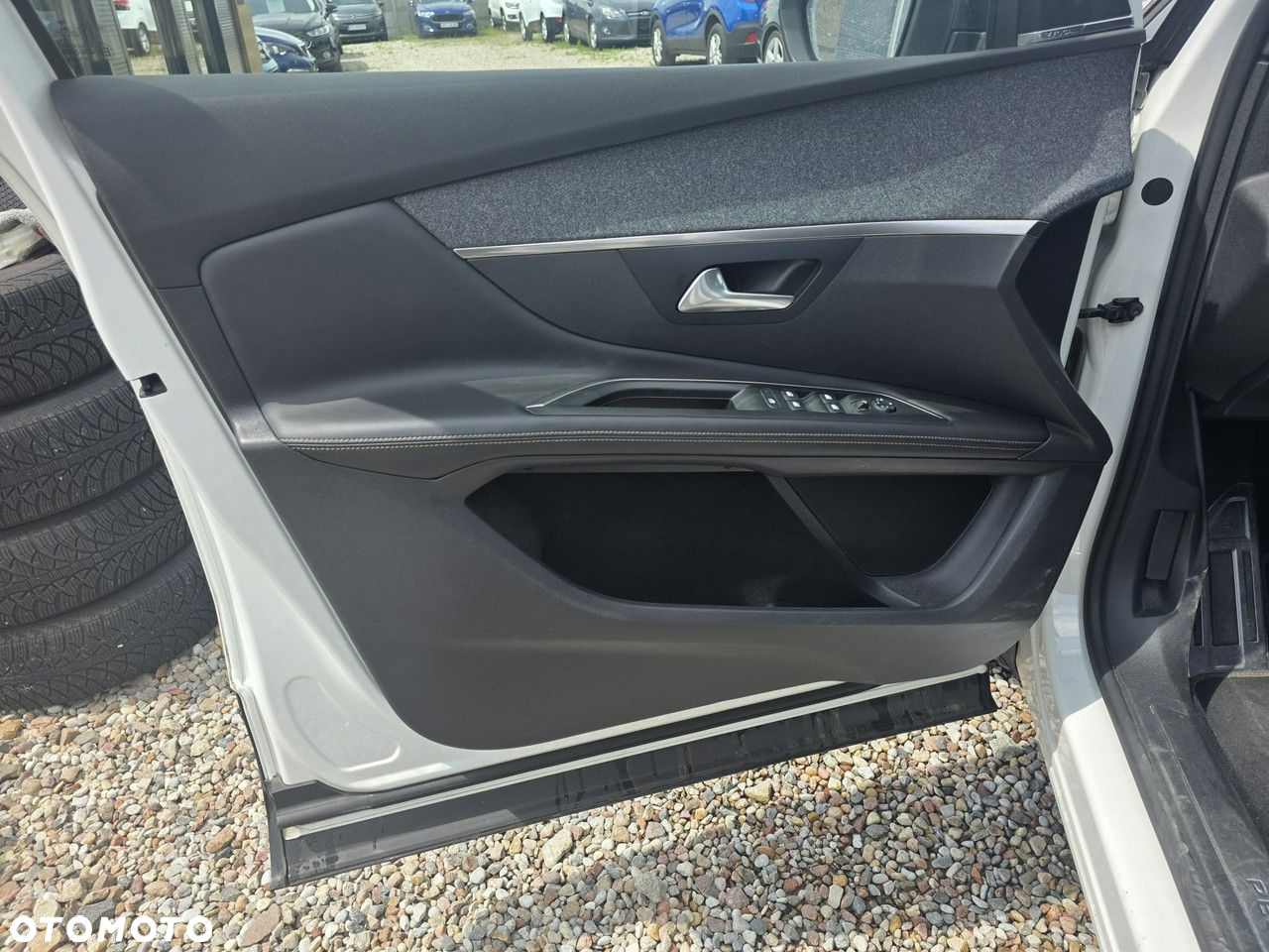 Peugeot 3008 - 22