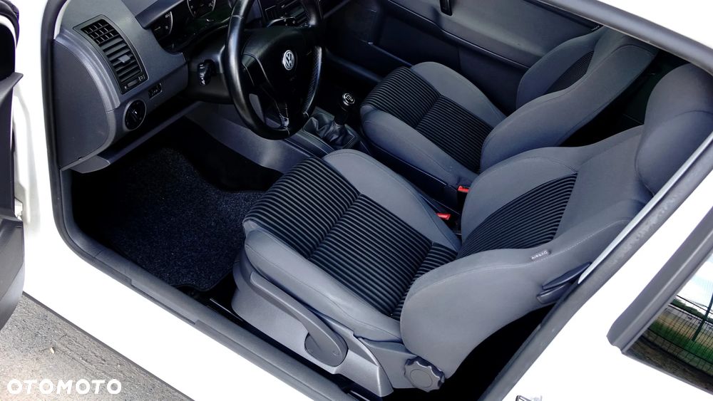 Volkswagen Polo 1.6 Sportline - 4