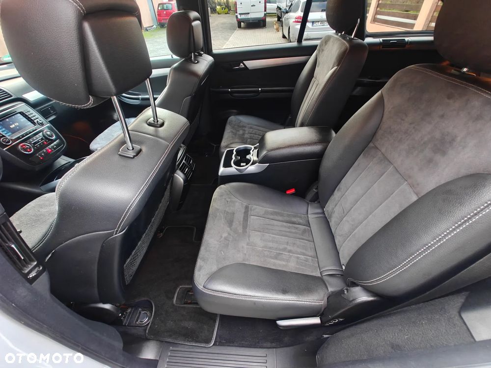 Mercedes-Benz Klasa R 320 CDI 4Matic 7G-TRONIC DPF - 19