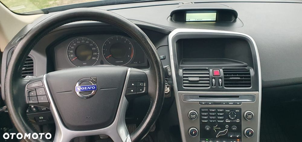 Volvo XC 60 2.4D - 14