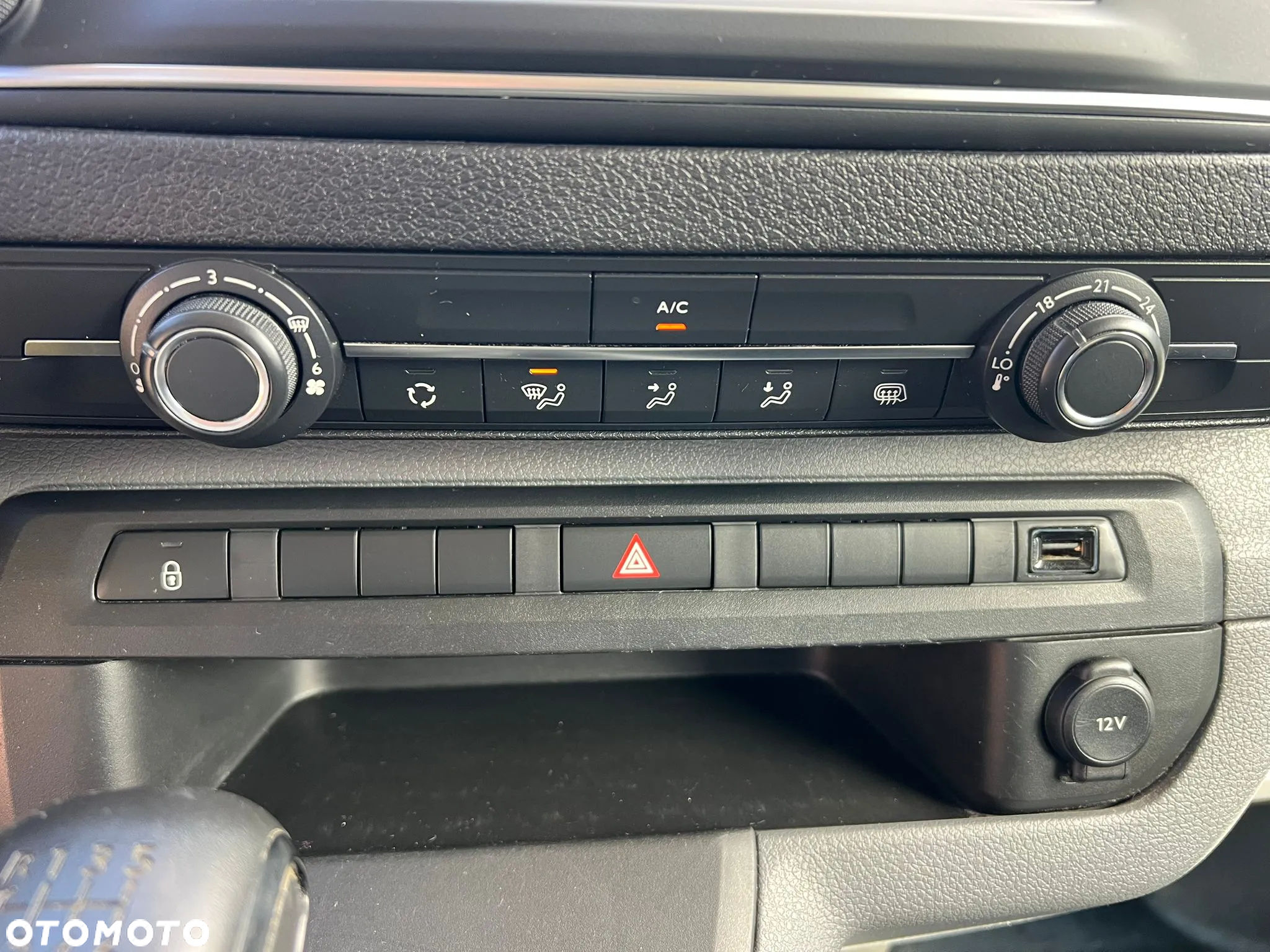 Peugeot Expert - 13