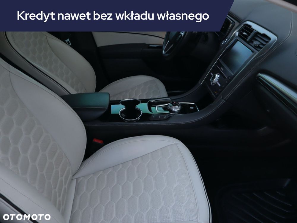 Ford Mondeo - 11