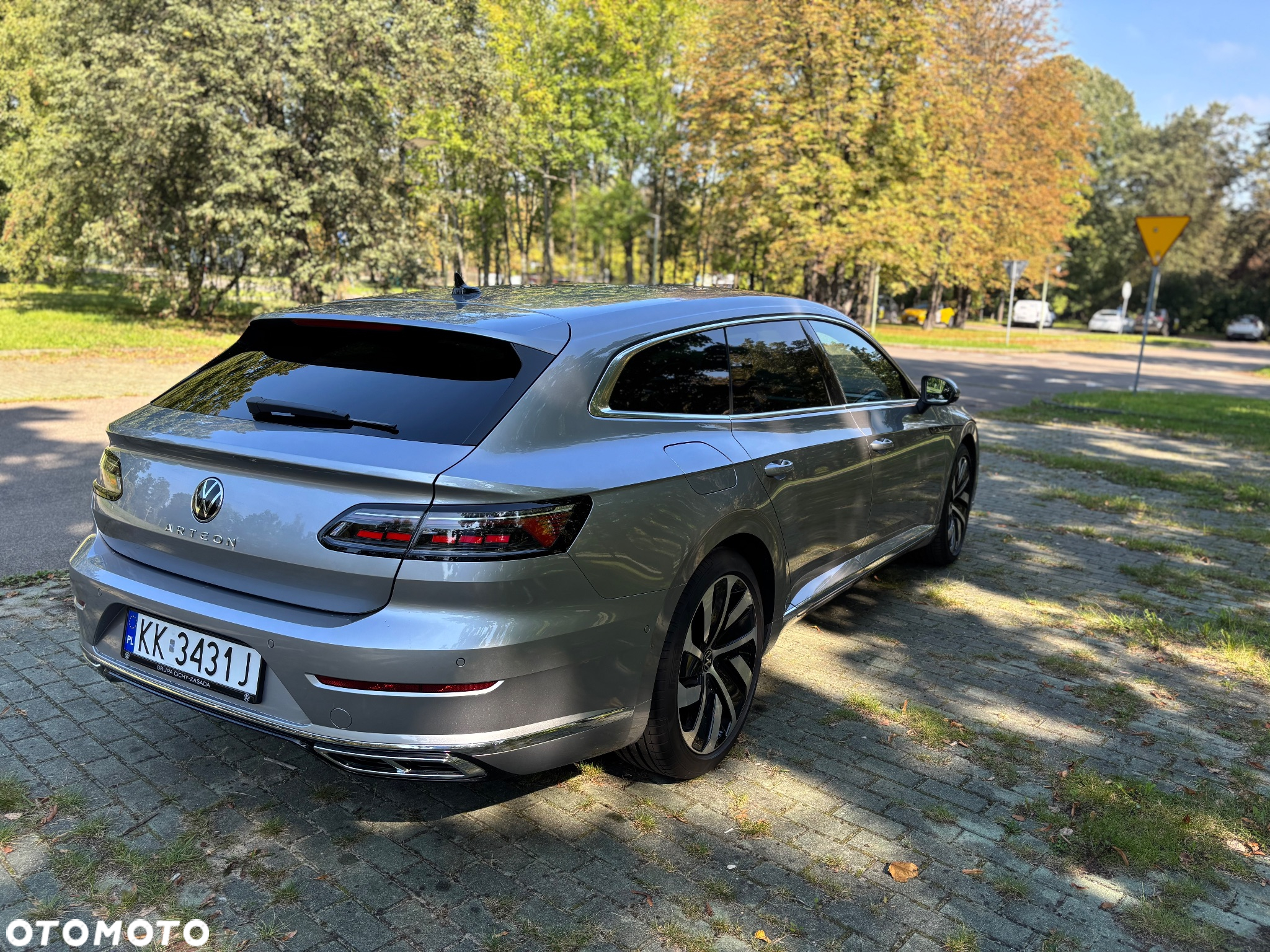 Volkswagen Arteon 2.0 TSI R-Line DSG - 4