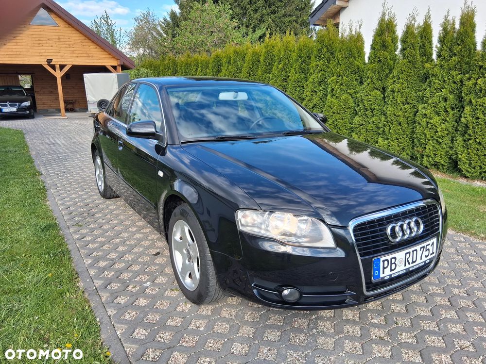 Audi A4 Limousine - 5