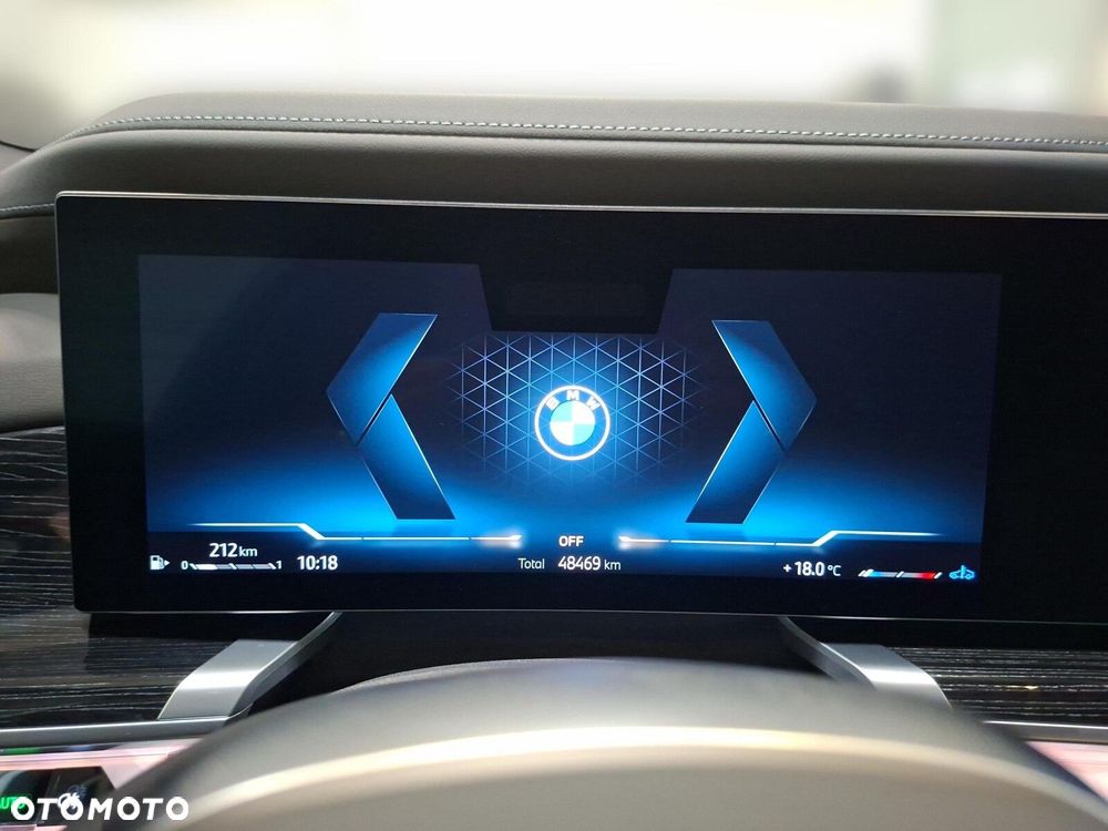 BMW Seria 7 - 15
