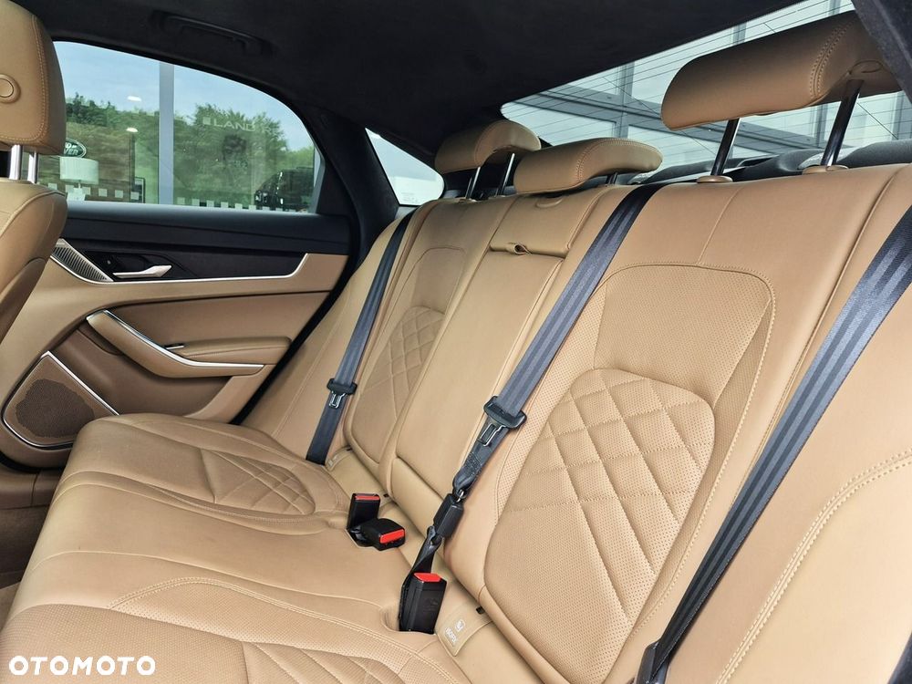Jaguar XF - 27