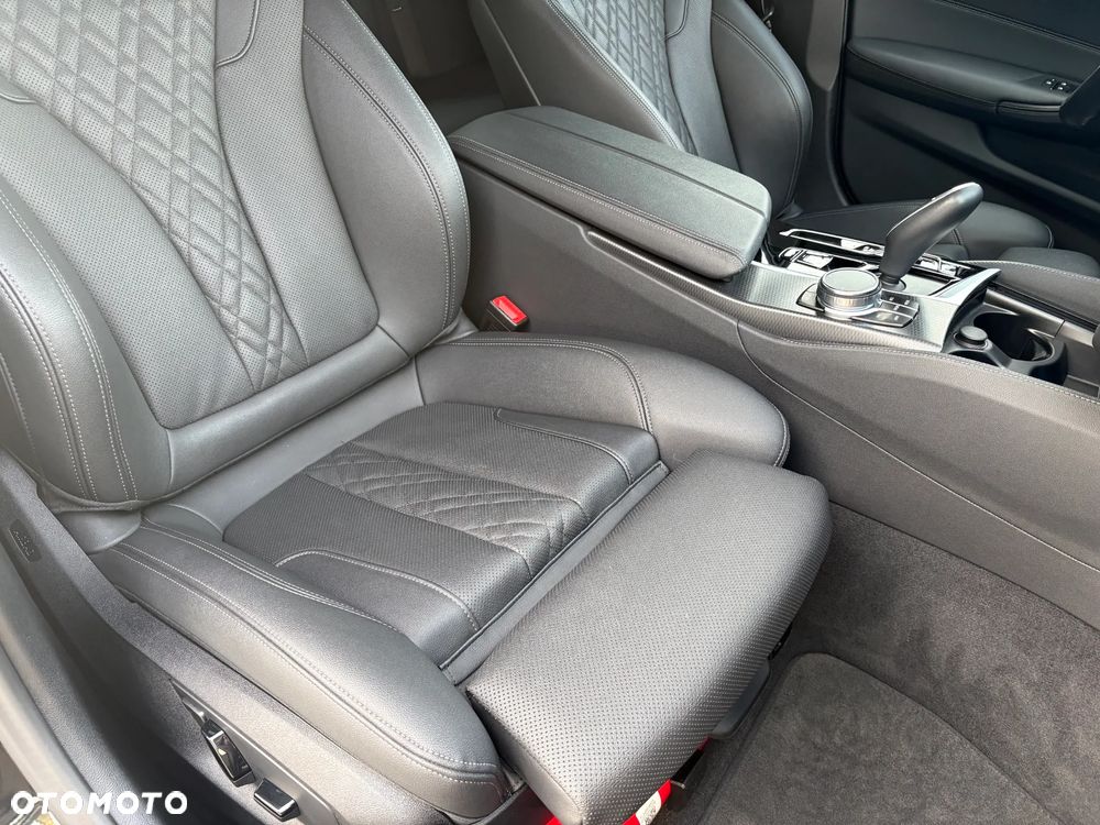 BMW Seria 5 530e xDrive - 21