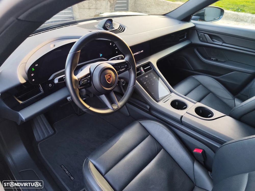 Porsche Taycan Sport Turismo Standard - 6
