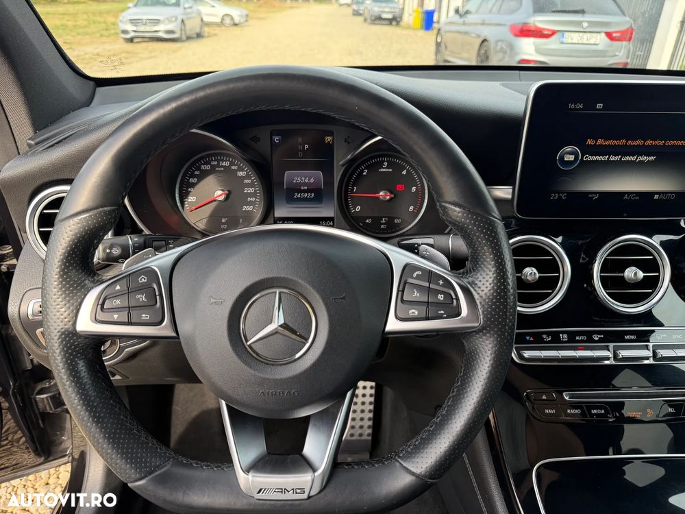 Mercedes-Benz GLC - 12