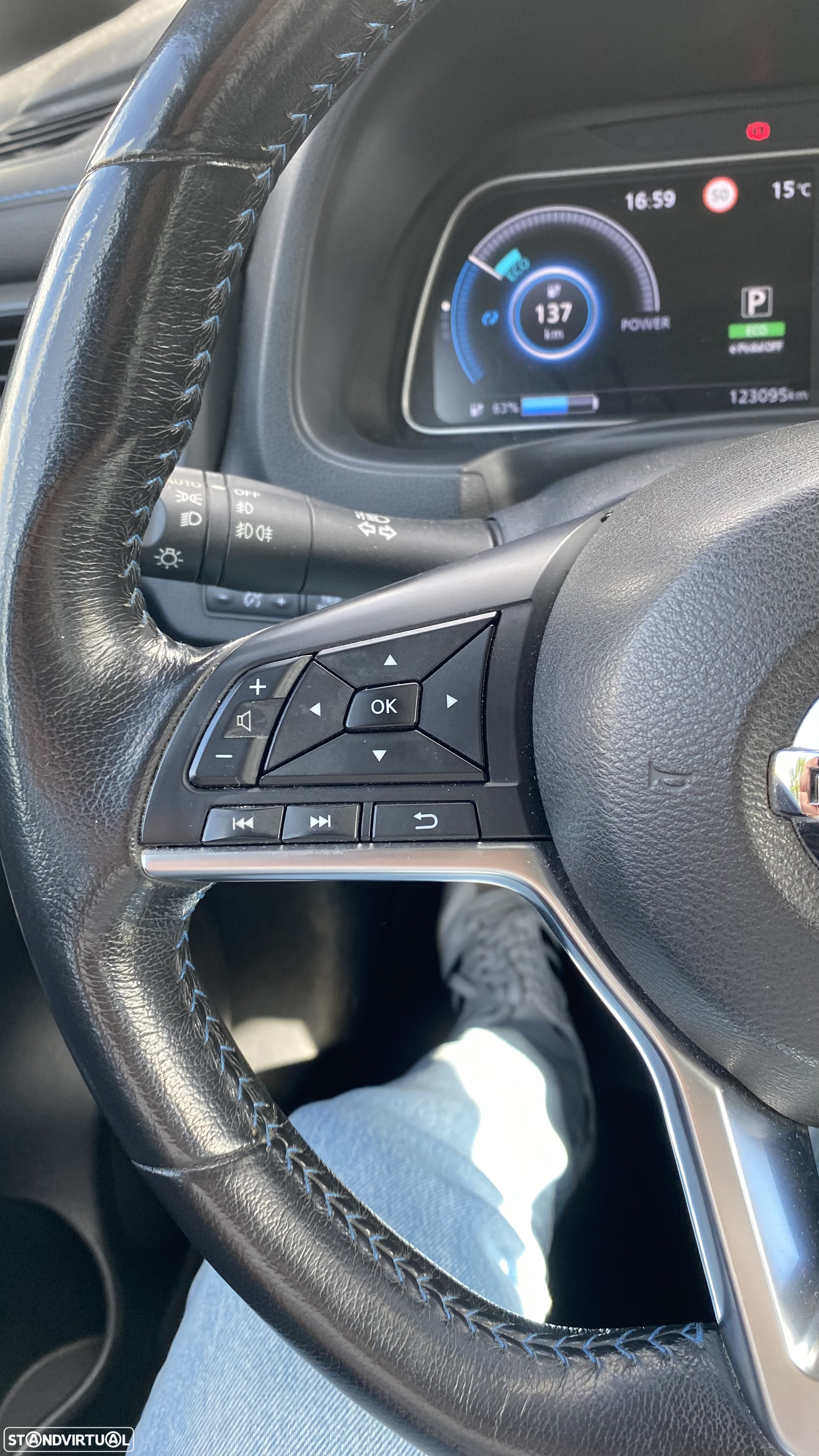 Nissan Leaf N-Connecta - 31