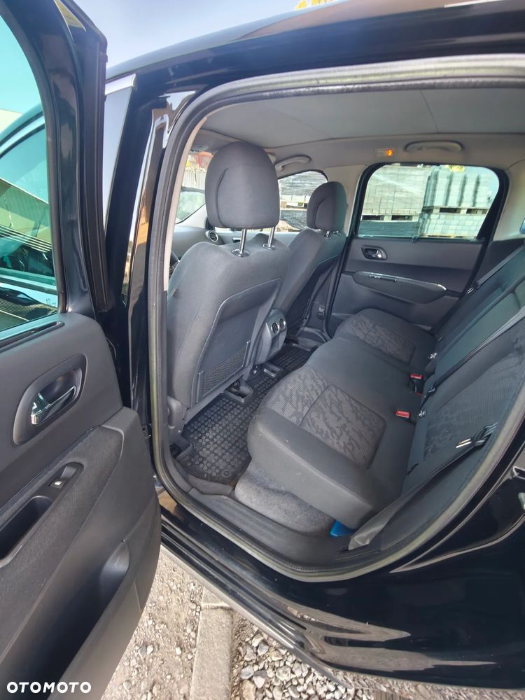 Peugeot 3008 - 12