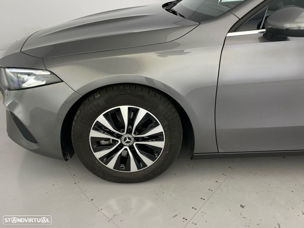 Mercedes-Benz A 200 Standard - 19