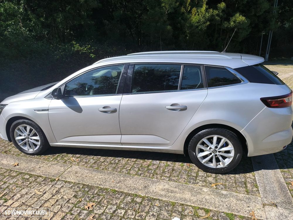 Renault Mégane Sport Tourer ENERGY dCi 110 Start & Stopp Paris Business - 4