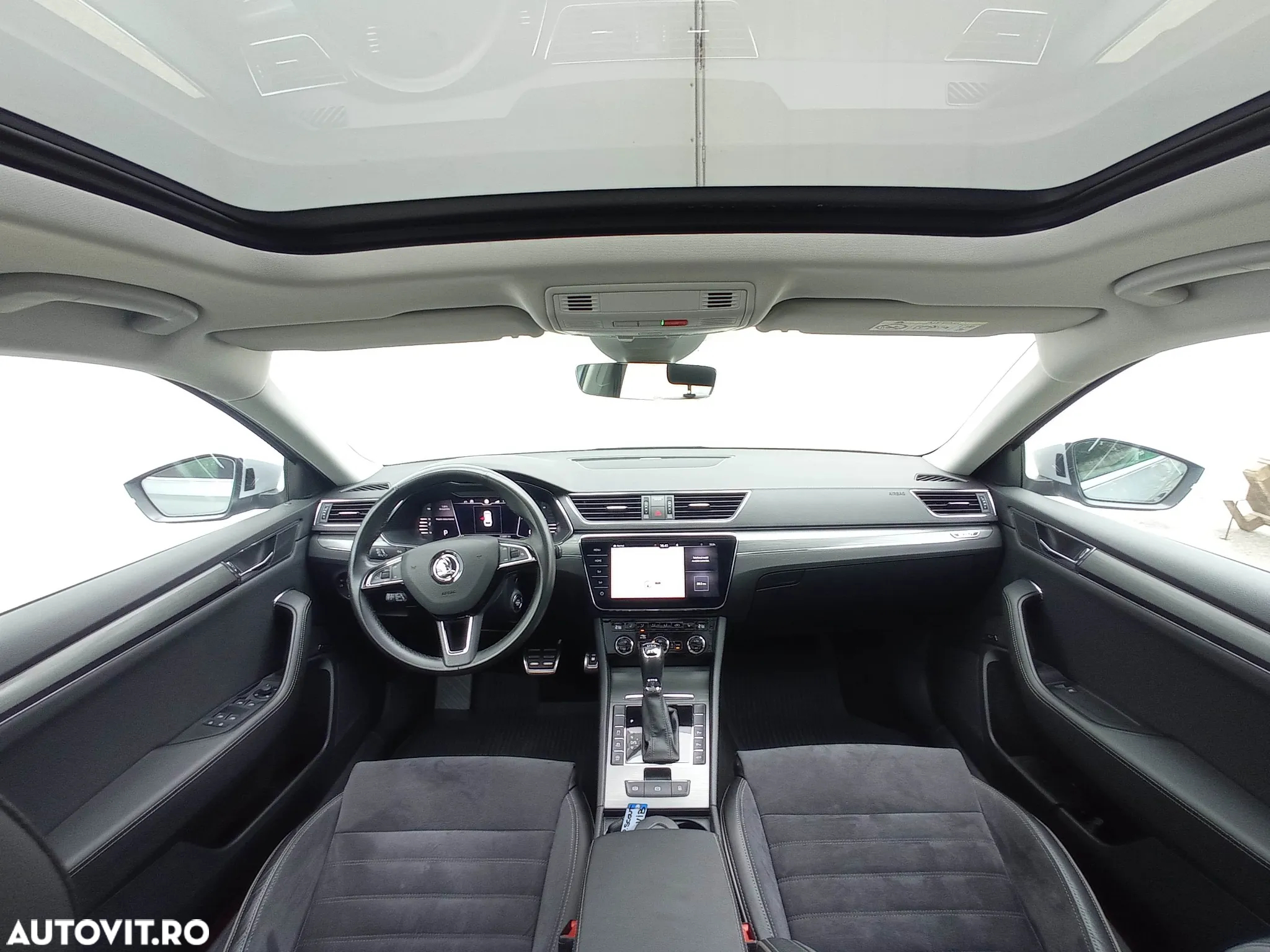 Skoda Superb Combi 2.0 TDI 4X4 DSG Scout - 17