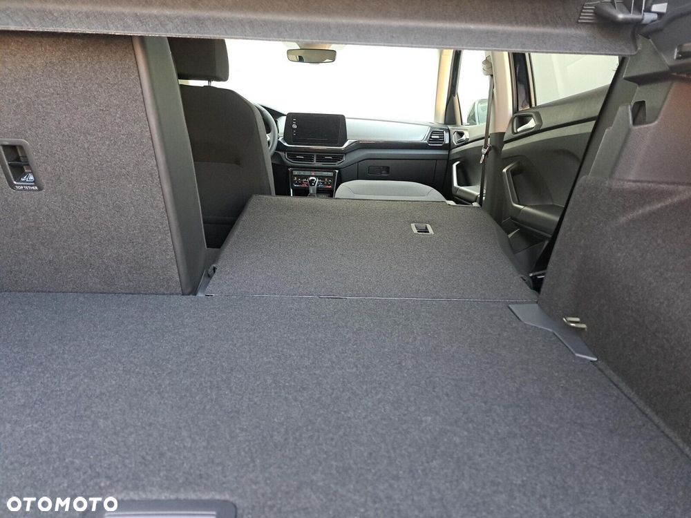 Volkswagen T-Cross - 23