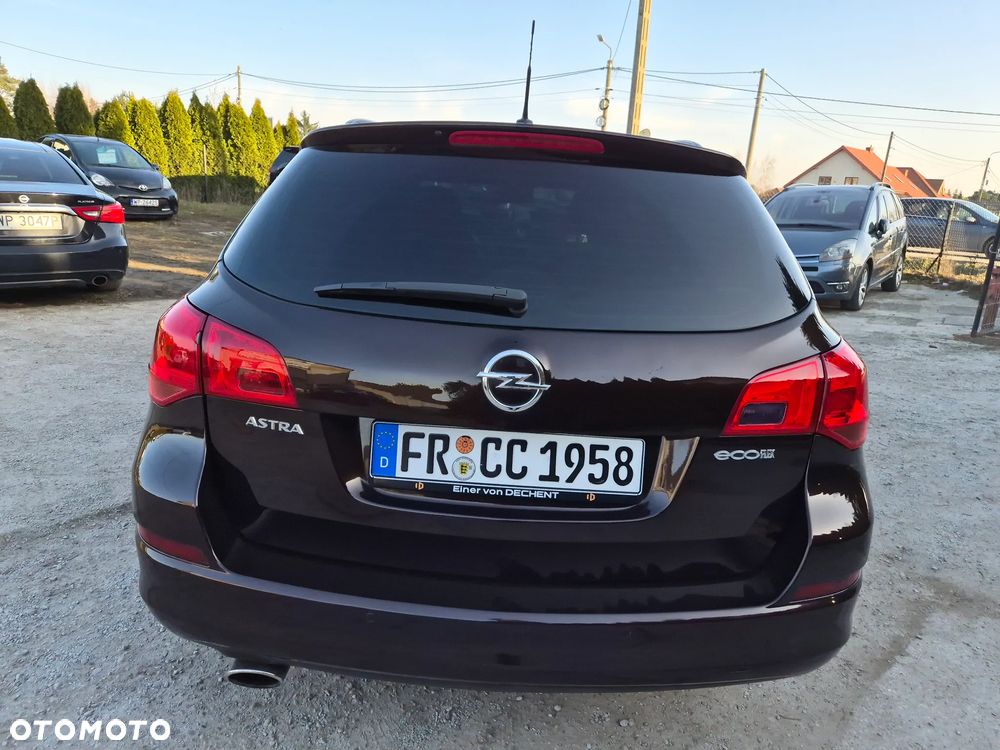 Opel Astra 1.4 Turbo - 8